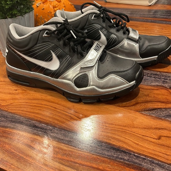 Nike Trainer 1 2010 Rare ( Brand New) mens Silver & Black Sneakers.NWOT - Picture 4 of 16